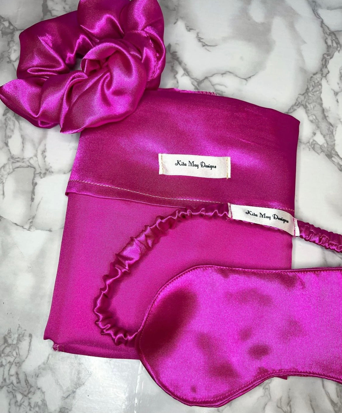 Hot pink satin - Self care set